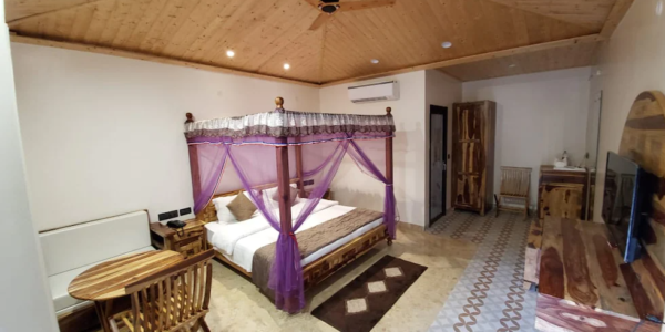 %Resort In Lansdowne% %7 hills 9911125253% Lansdowne Hotels