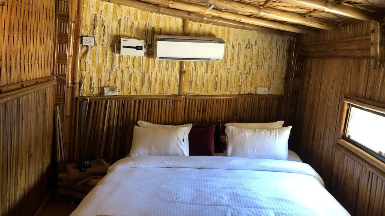 %Resort In Lansdowne% %7 hills 9911125253% 2-7